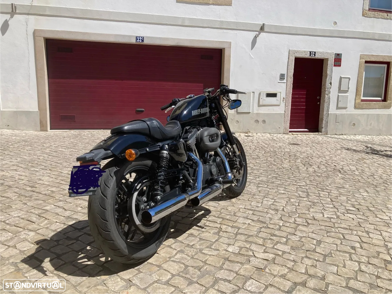 Harley-Davidson Roadster - 3