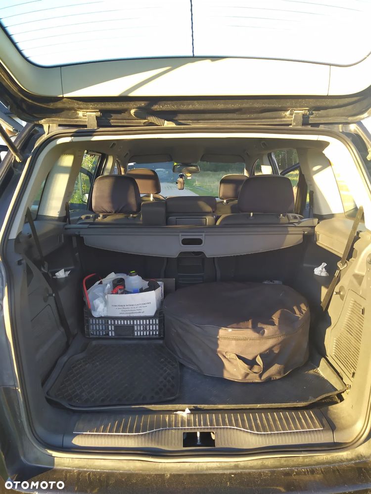 Opel Zafira 1.8 Enjoy - 9