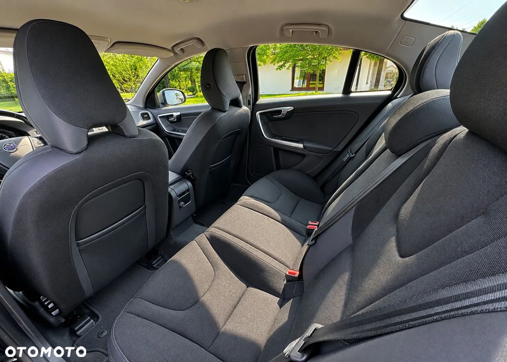 Volvo S60 - 24