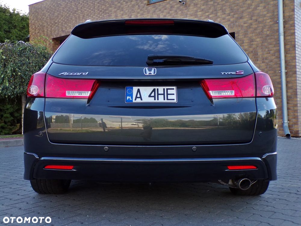 Honda Accord - 10