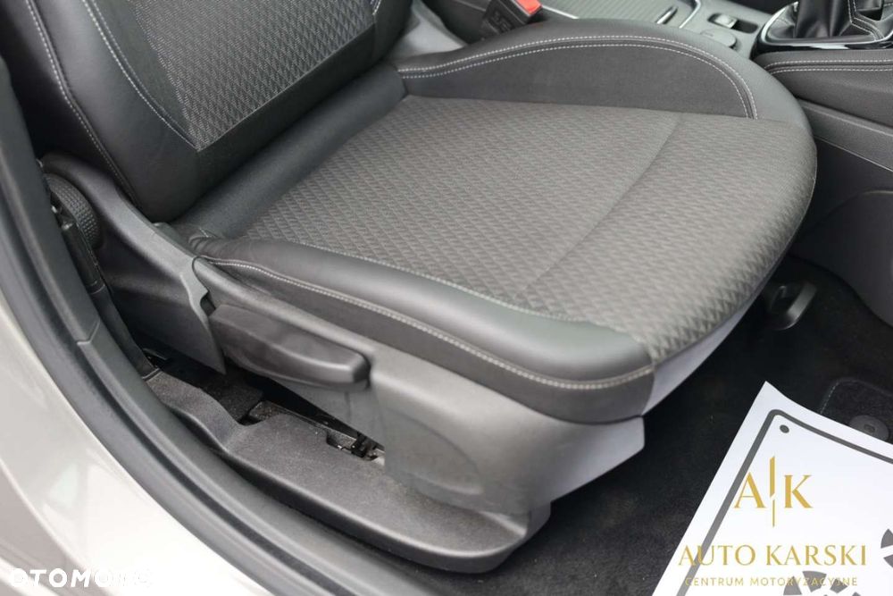 Opel Astra - 37