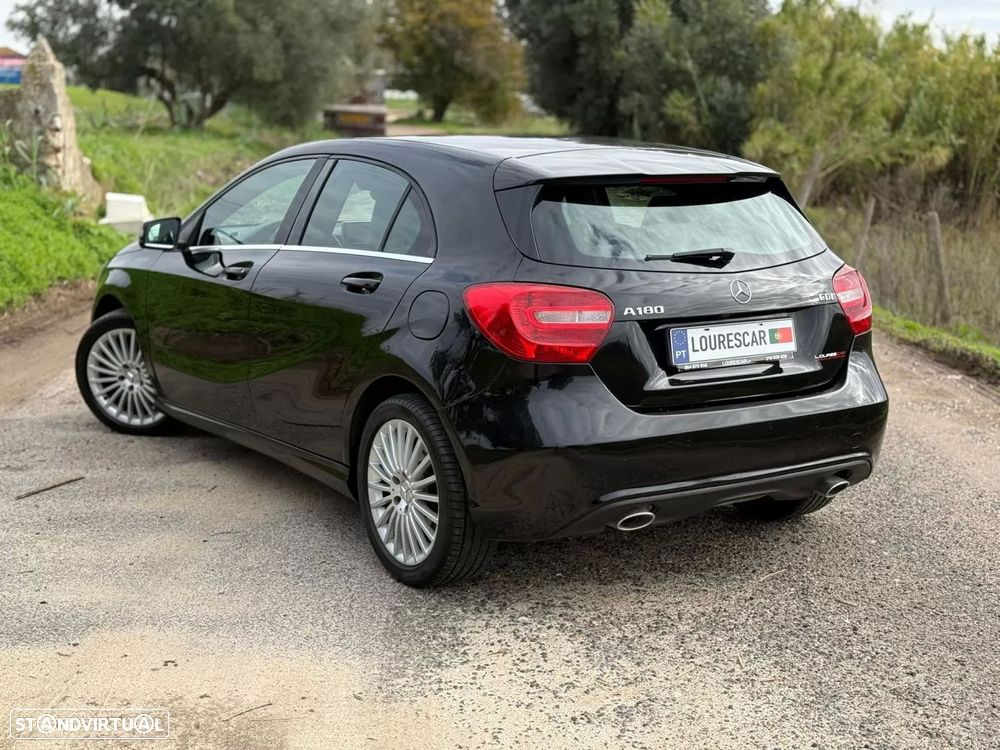 Mercedes-Benz A 180 CDI (BlueEFFICIENCY) Urban - 3