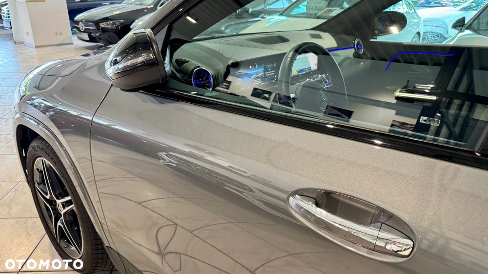 Mercedes-Benz GLA 200 AMG Line - 8