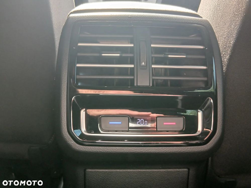 Volkswagen Passat 2.0 TDI BMT Comfortline DSG - 16