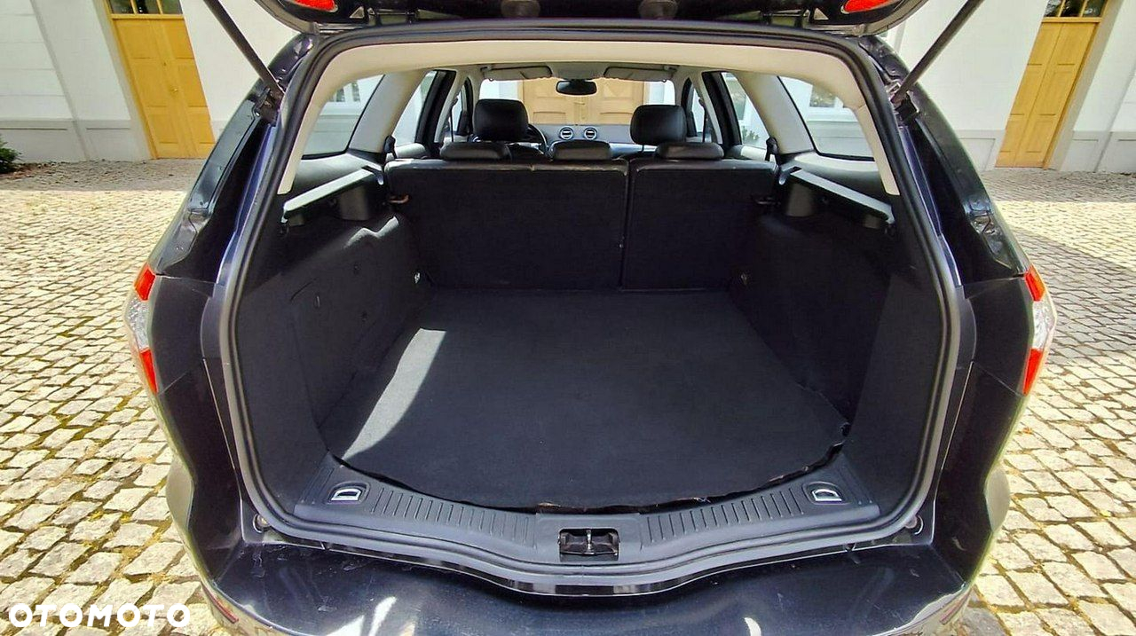 Ford Mondeo - 16