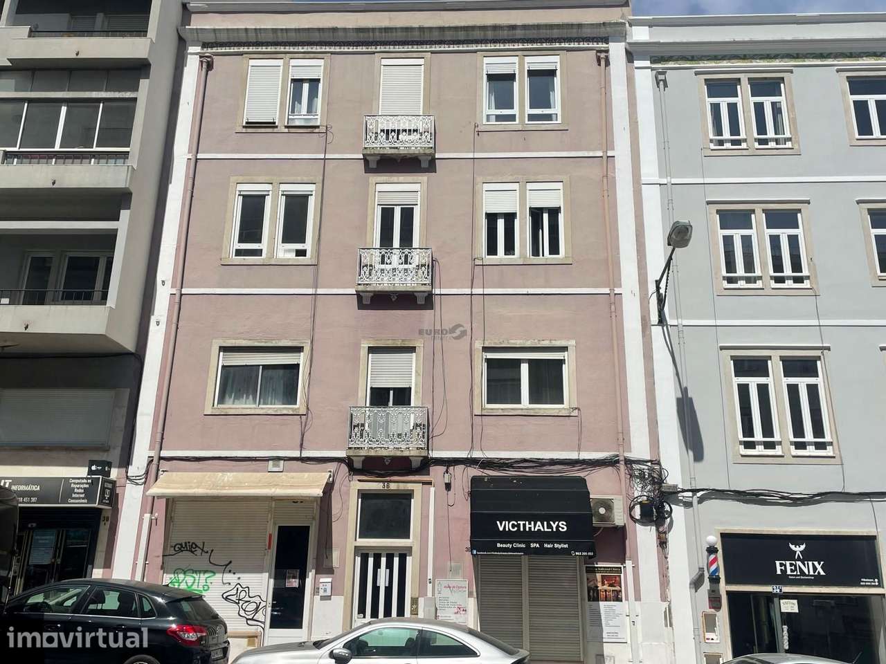 T3 Renovado para arrendamento na Rua António Pereira Carrilho - Grande imagem: 2/25