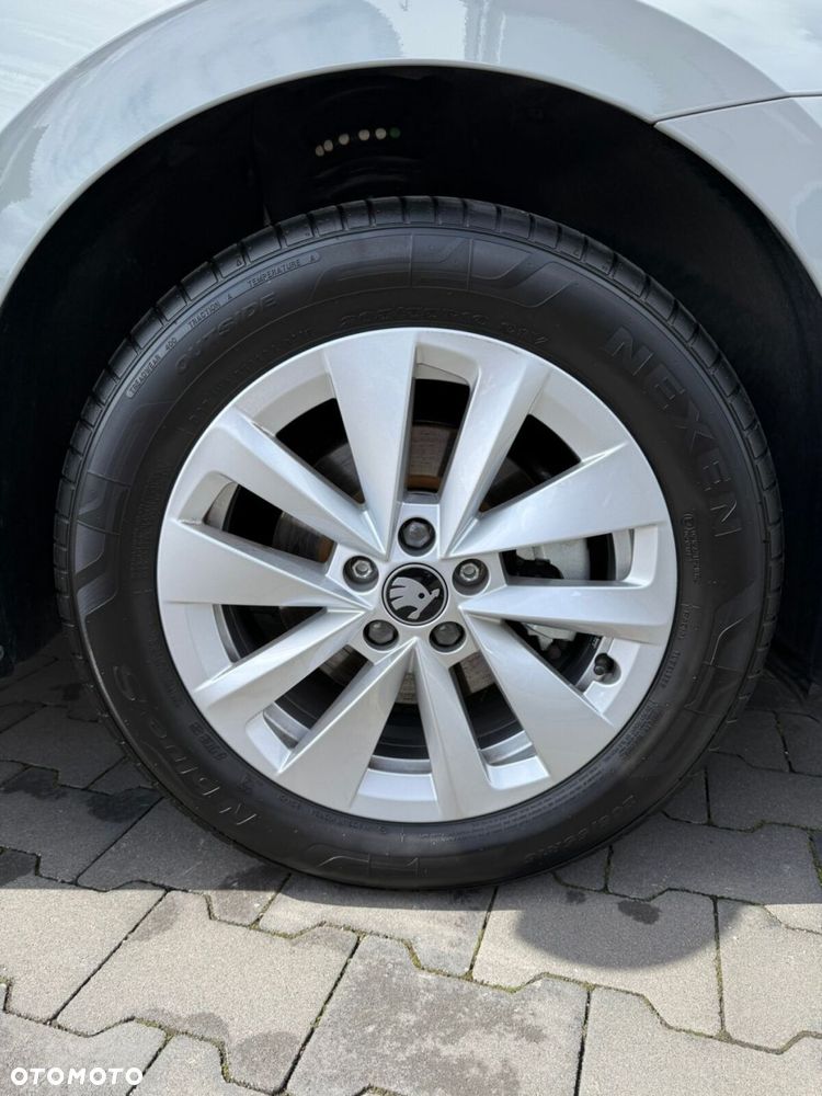 Skoda Scala 1.0 TSI Selection DSG - 31