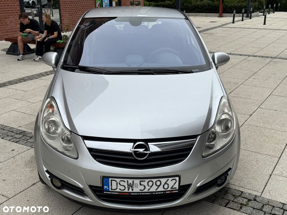 Opel Corsa 1.2 16V Cosmo - 8