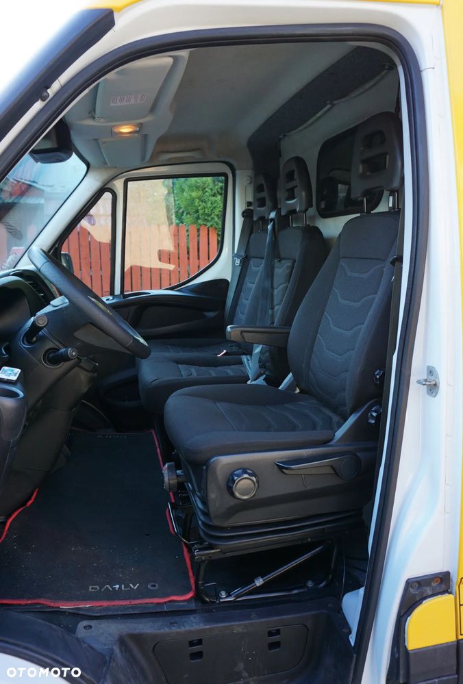 Iveco DAILY - 17