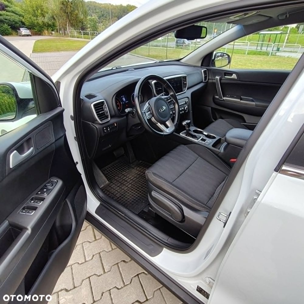Kia Sportage 1.6 CRDI MHEV Business Line 4WD DCT - 11