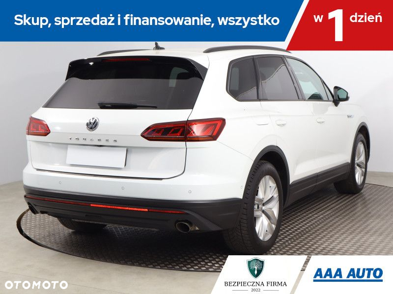 Volkswagen Touareg - 6