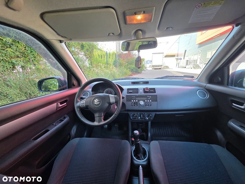 Suzuki Swift 1.3 GS / Premium - 11
