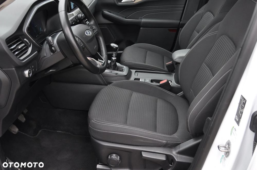 Ford Kuga - 14