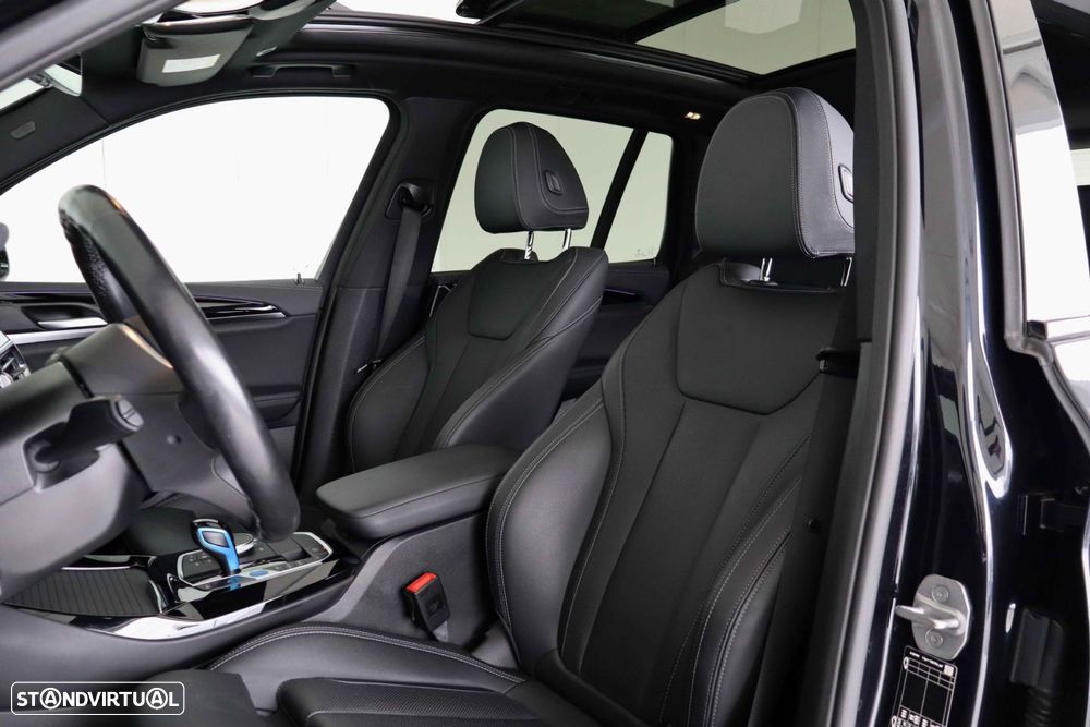 BMW iX3 M Sport Inspiring - 48