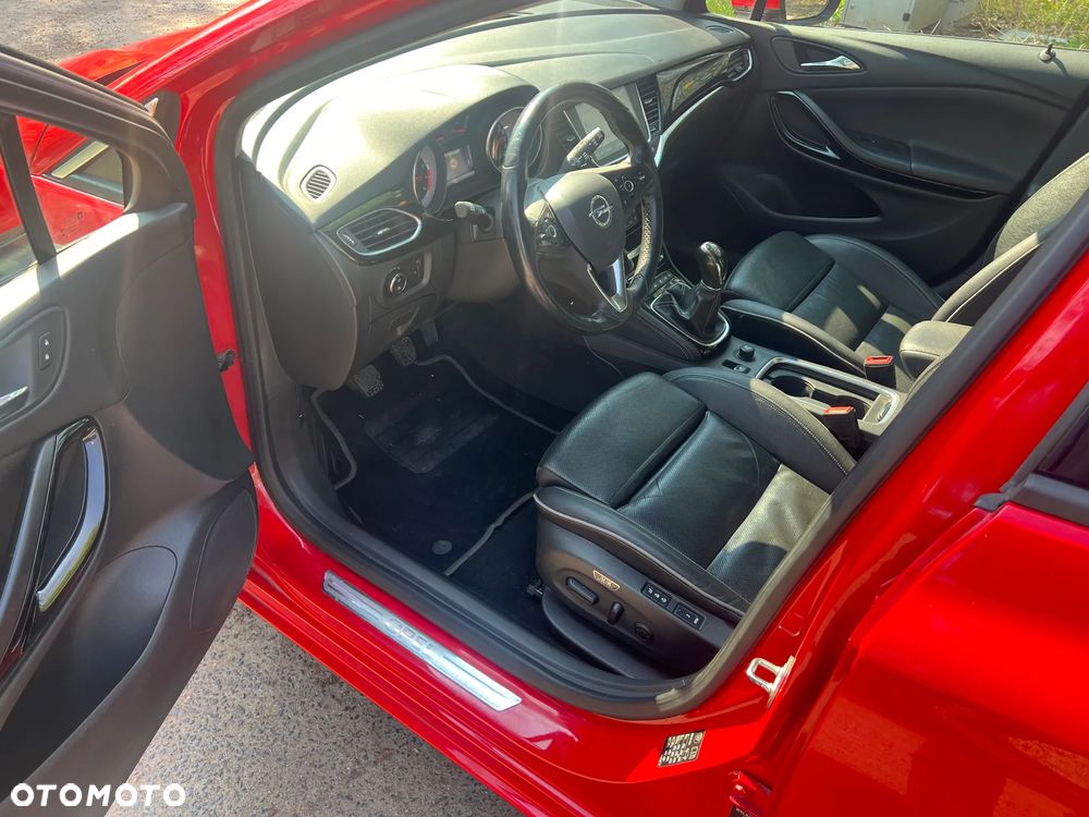 Opel Astra 1.4 T Elite S&S - 12