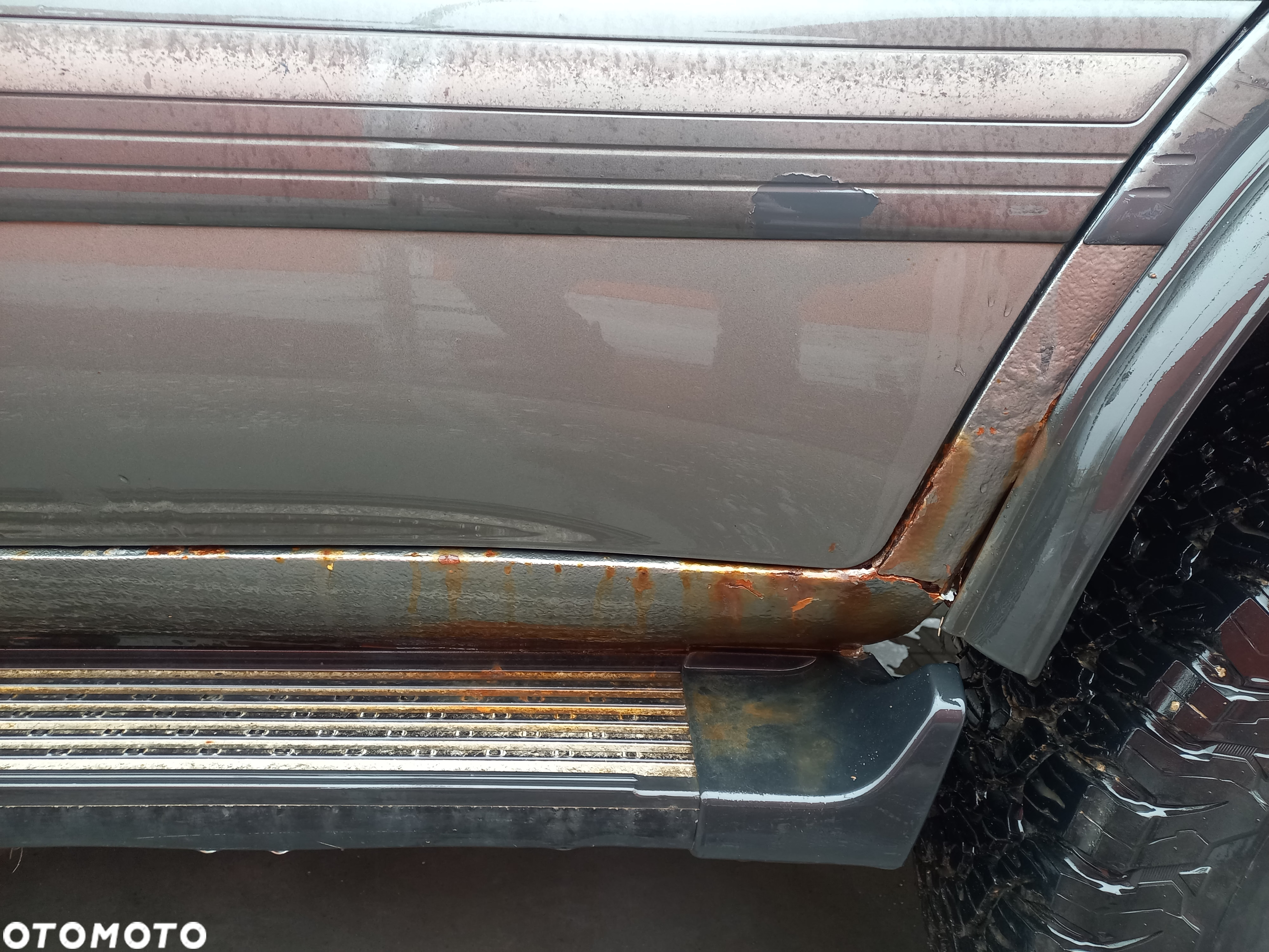 Toyota Land Cruiser 4.7 V8 - 8