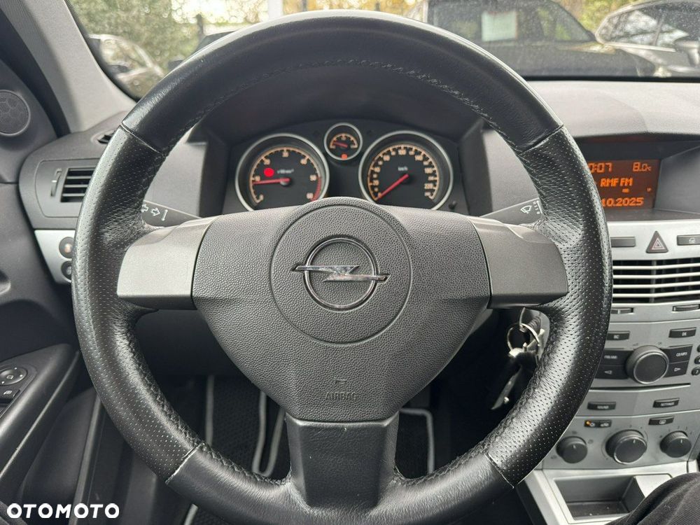 Opel Astra - 16