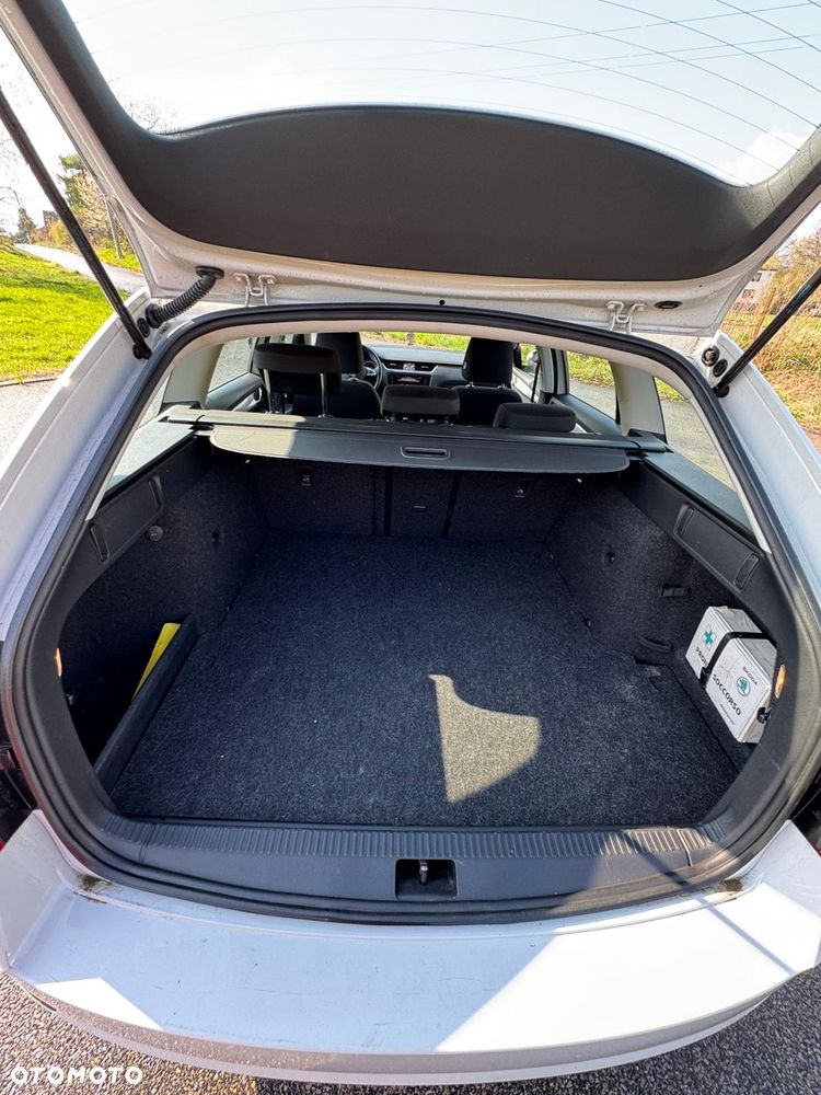 Skoda Octavia 1.5 TGI G-TEC DSG Ambition - 32