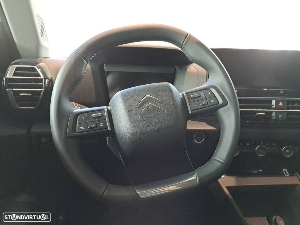 Citroën C4 1.2 PureTech Plus — fotografia 12