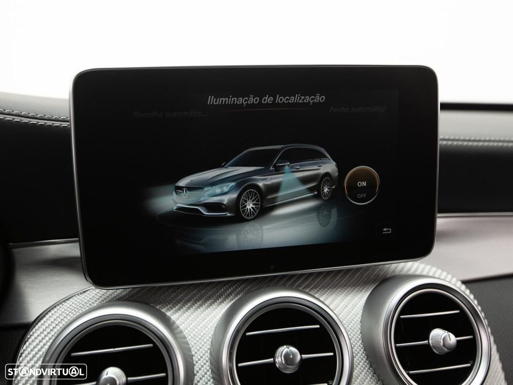 Mercedes-Benz C 63 AMG S - 44