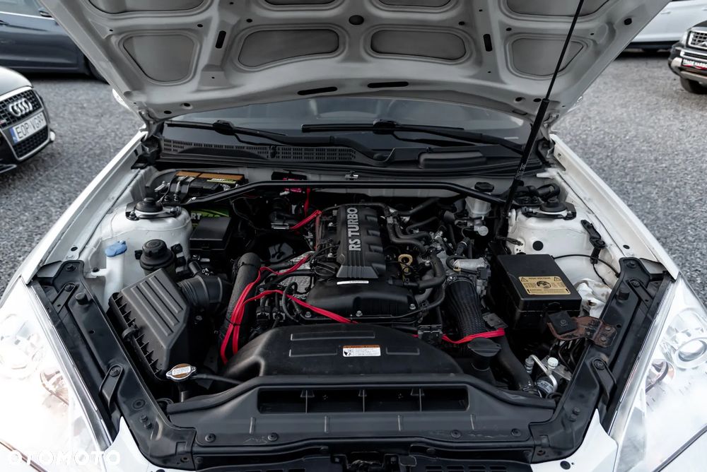 Hyundai Genesis Coupe - 41