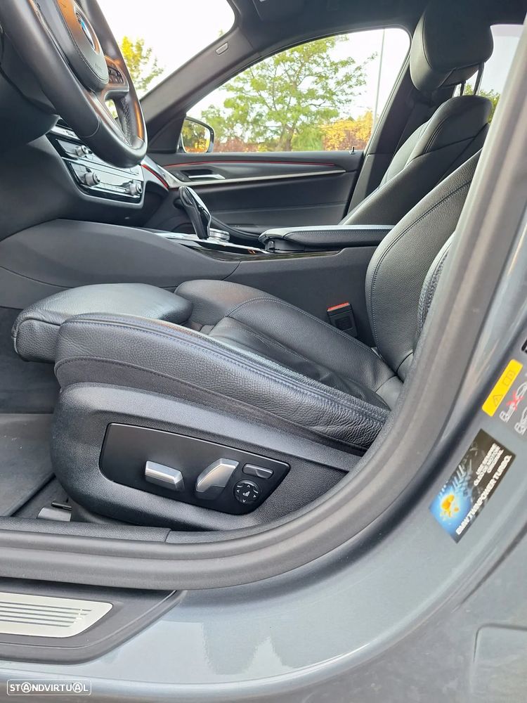 BMW 530 e Pack 50 anos M - 25
