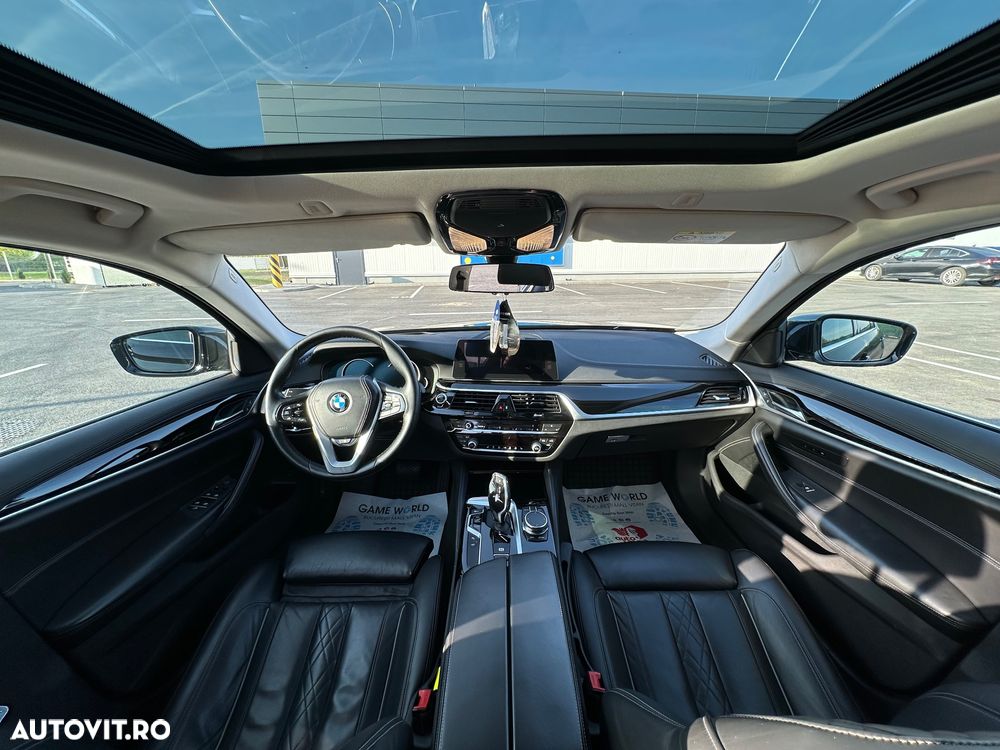 BMW Seria 5 530d xDrive Aut. Luxury Line - 16