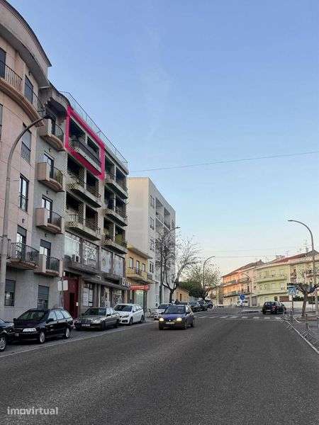 Excelente apartamento T2 Avenida Mestre Cid - Cartaxo - Grande imagem: 2/12