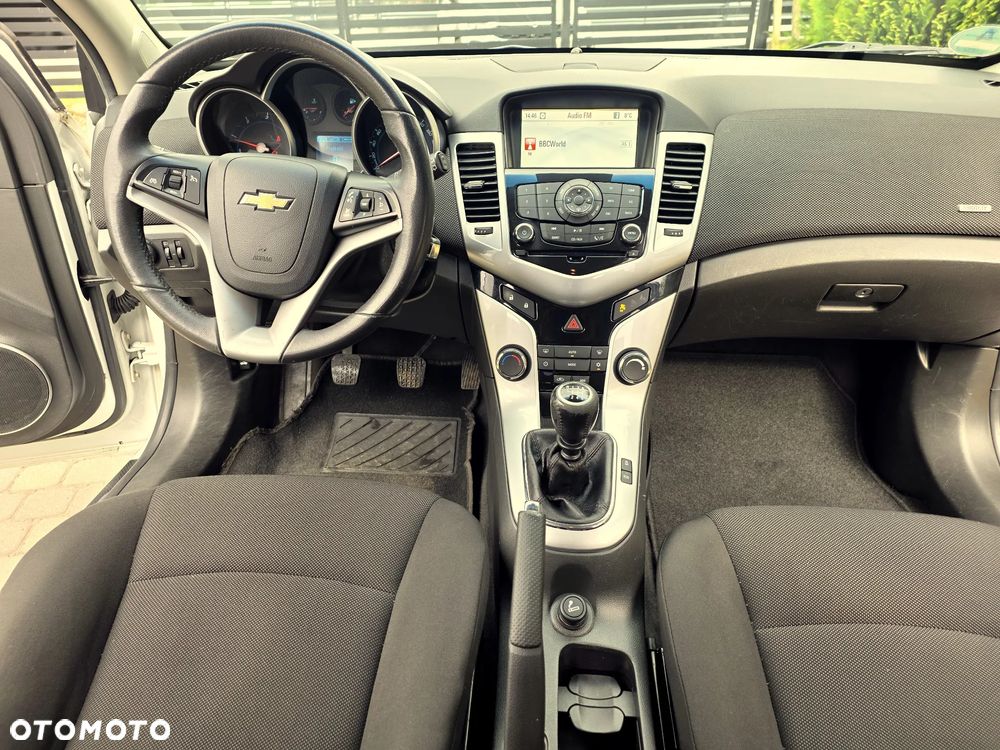 Chevrolet Cruze 1.7 D LT+ - 27