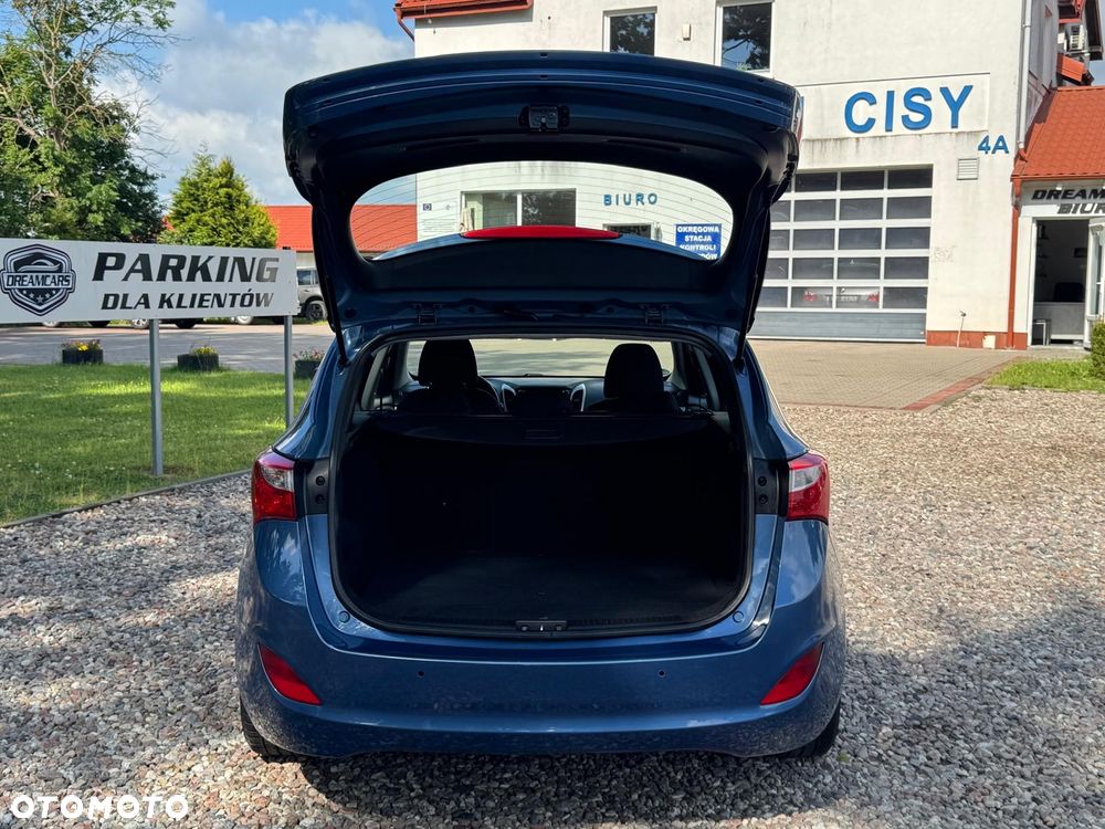 Hyundai i30 - 33