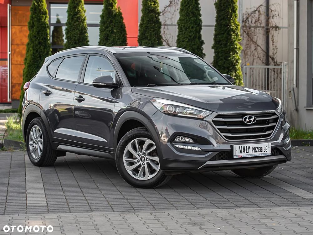 Hyundai Tucson blue 1.6 GDi 2WD Navi
