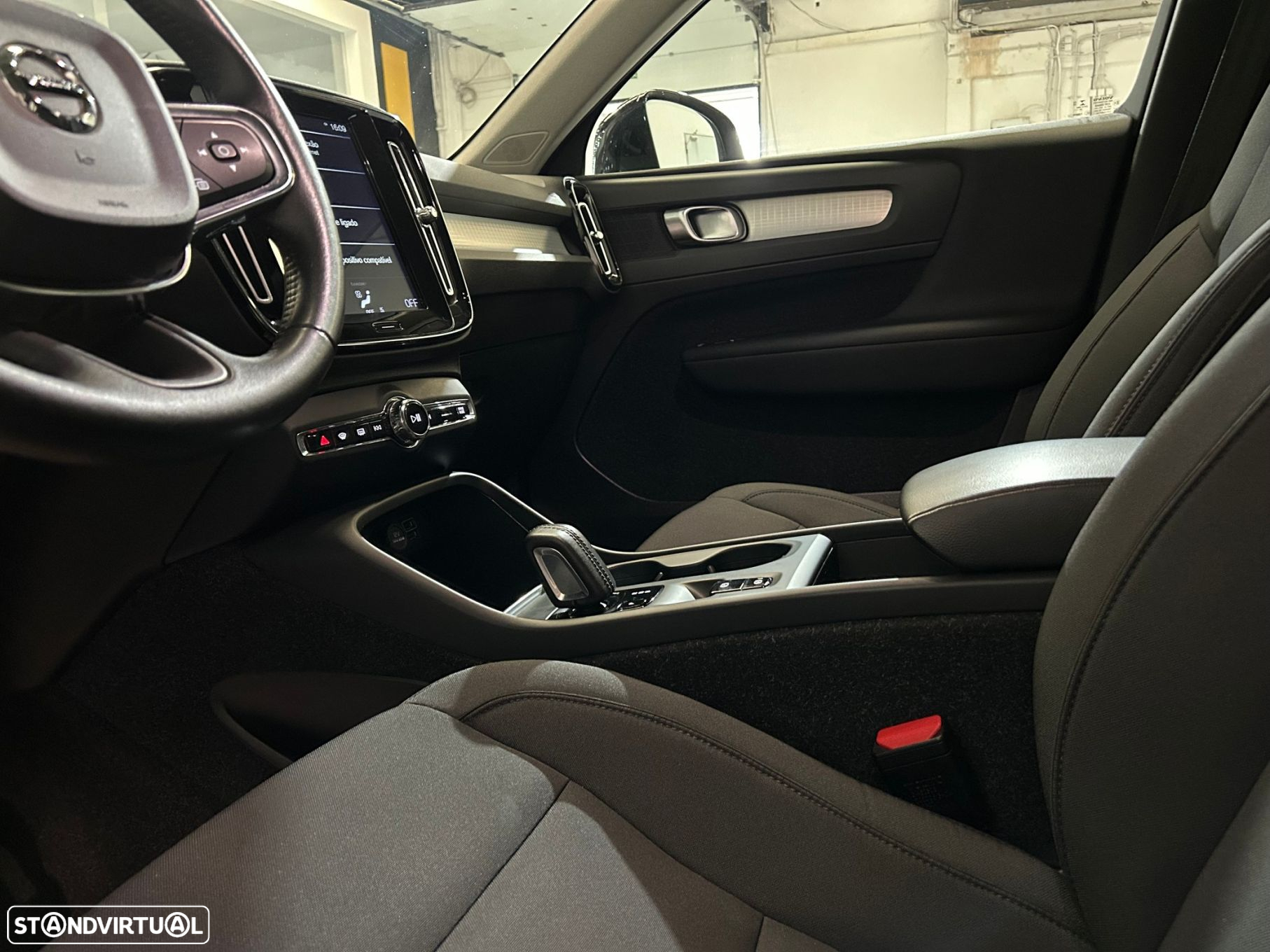 Volvo XC 40 1.5 T5 PHEV Inscription - 41