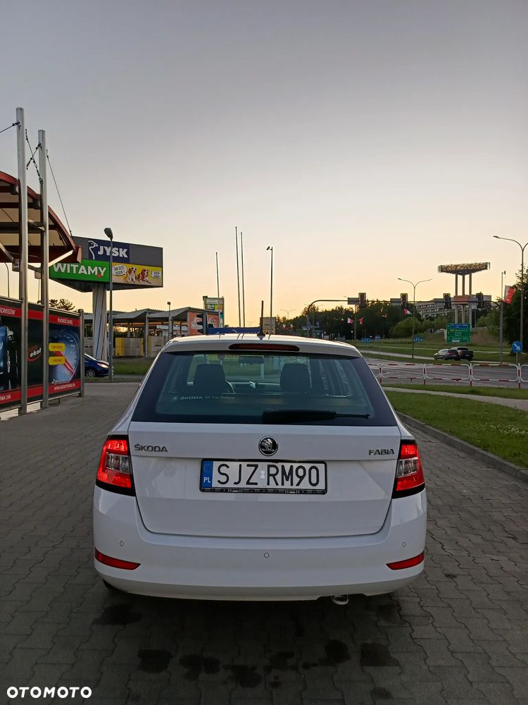 Skoda Fabia 1.0 TSI Ambition - 6