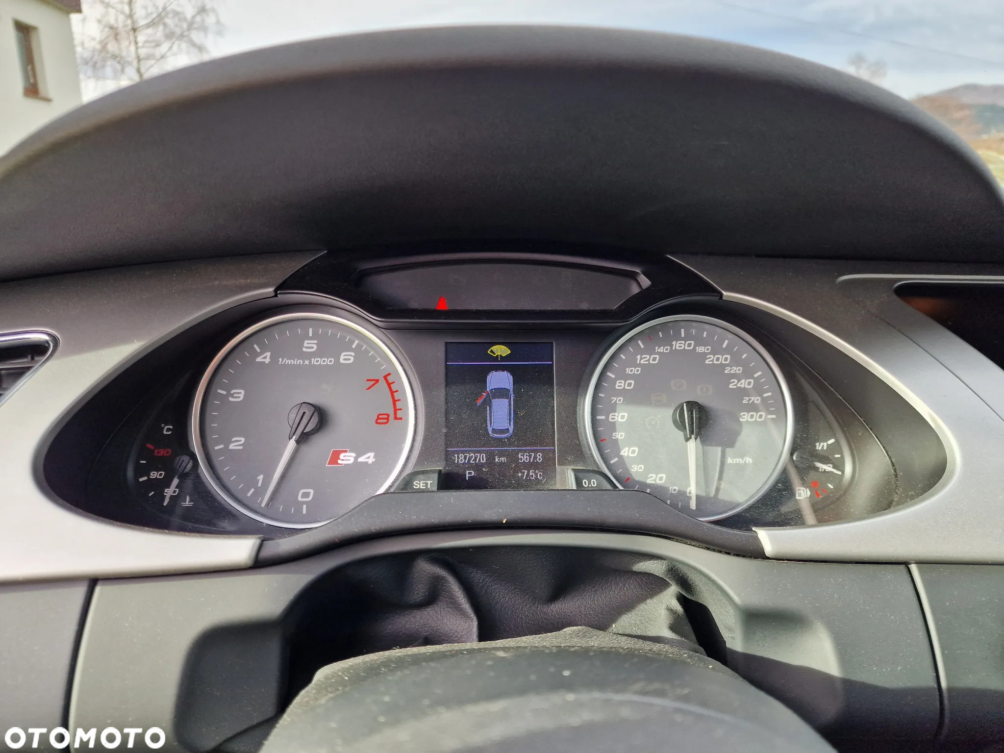 Audi S4 Avant S tronic - 30