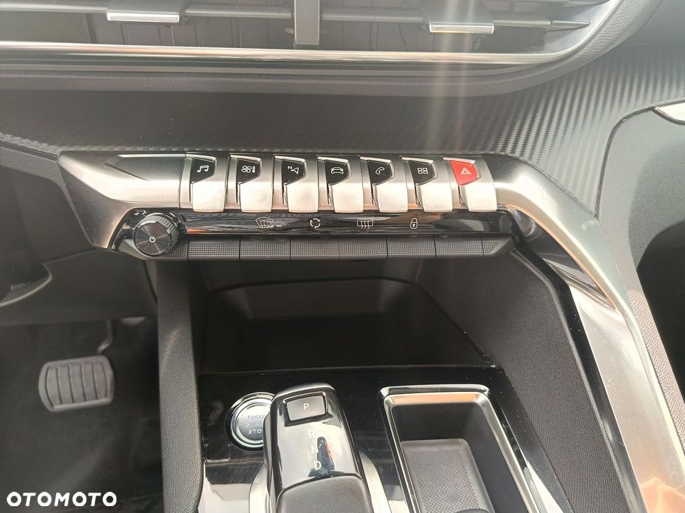 Peugeot 3008 1.5 BlueHDi Active Pack S&S EAT8 - 20