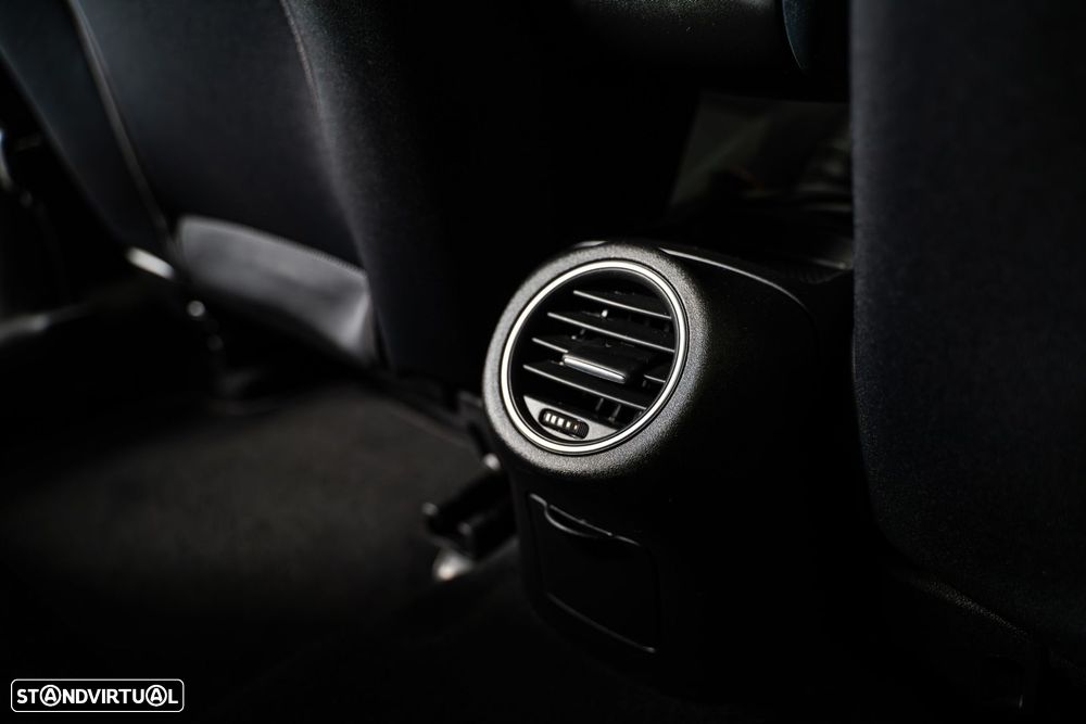 Alfa Romeo Giulietta 1.6 JTDm Exclusive - 39