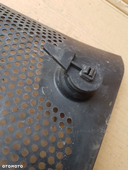 VW Phaeton listwa osłona podszybia 6.0 w12 - 15