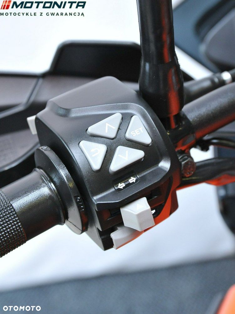 KTM Adventure - 12