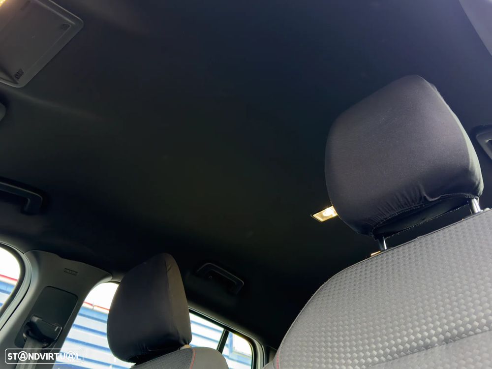 Ford Focus SW 1.5 TDCi ST-Line - 25