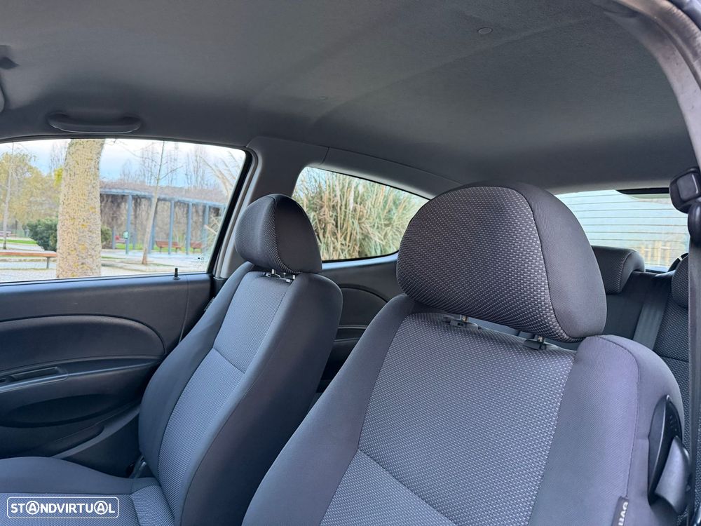 Chevrolet Aveo 1.2 LS - 19