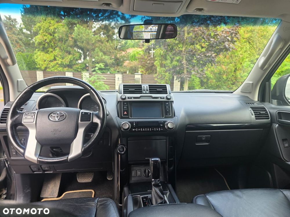 Toyota Land Cruiser 3.0 D-4D Automatik 60th Anniversary - 15