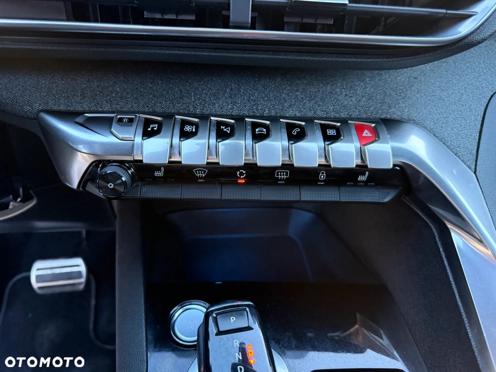 Peugeot 3008 e-HDi FAP 115 EGS6 Stop&Start Allure - 29