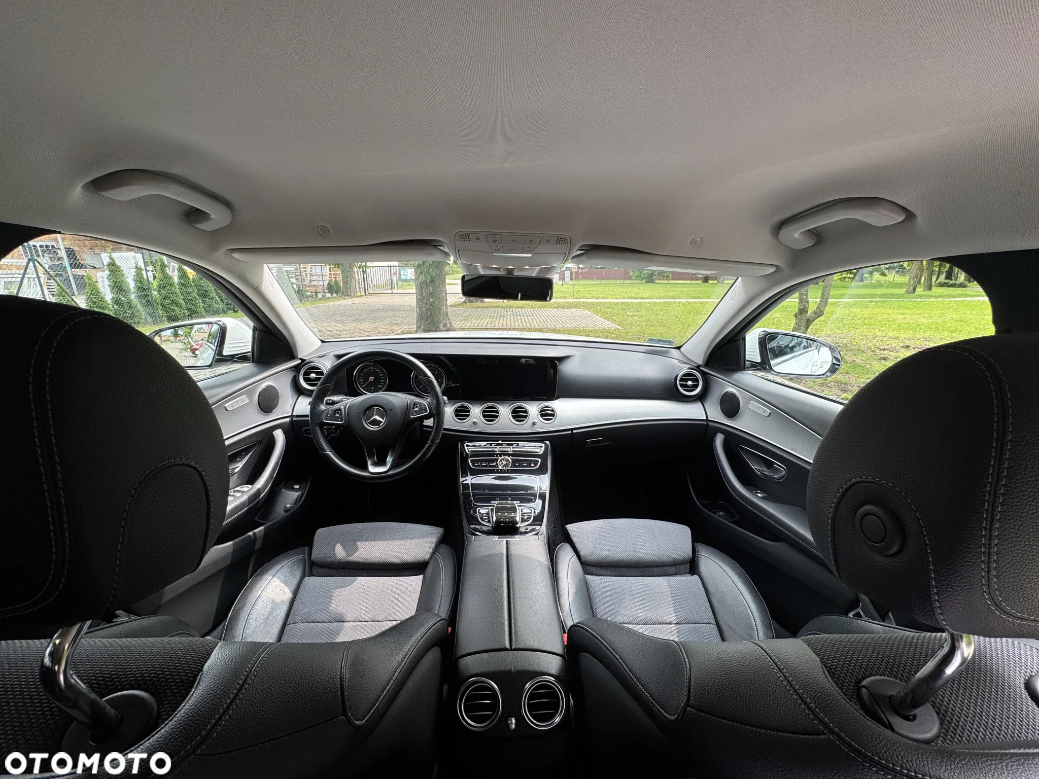 Mercedes-Benz Klasa E 220 d T 9G-TRONIC Avantgarde - 8