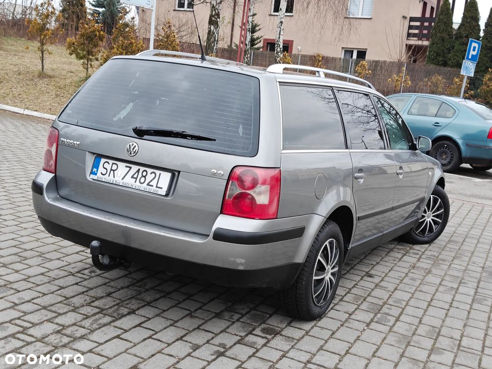 Volkswagen Passat - 3