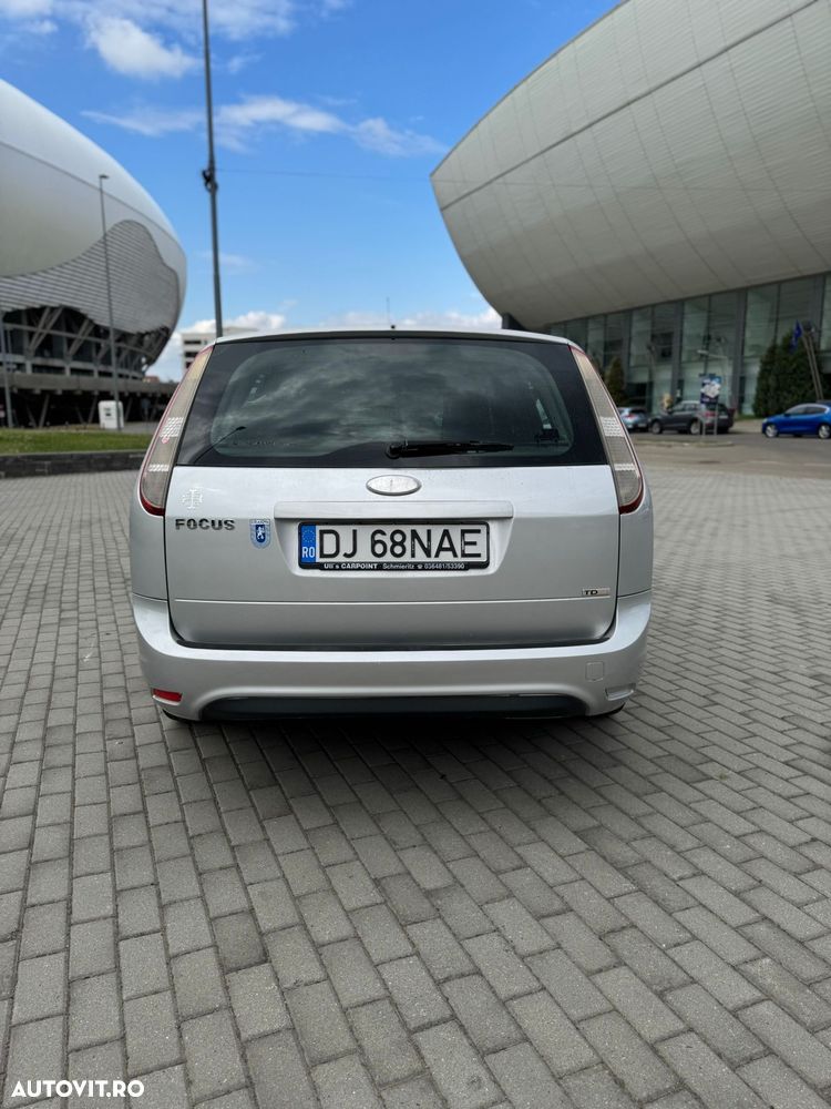 Ford Focus 1.6 TDCI Ghia - 5