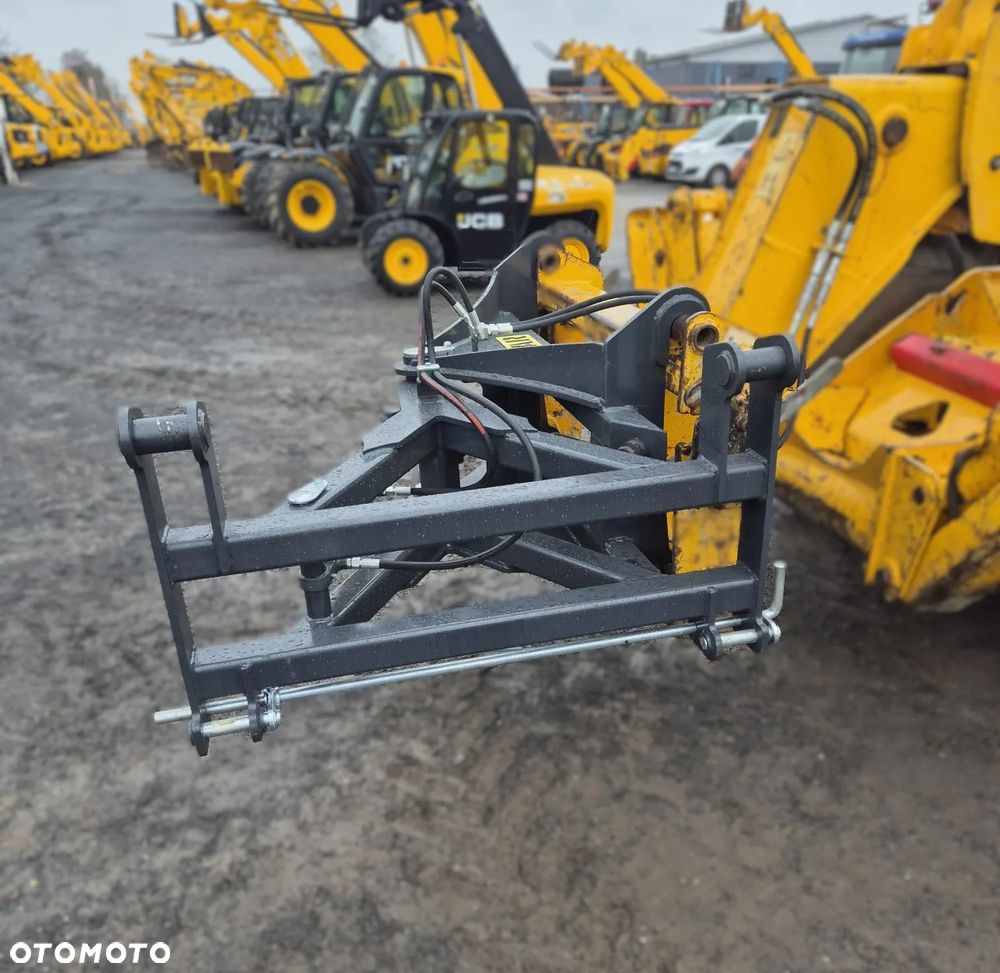 Obrotnica do ładowarki teleskopowej JCB  - sterowana hydraulicznie - 5