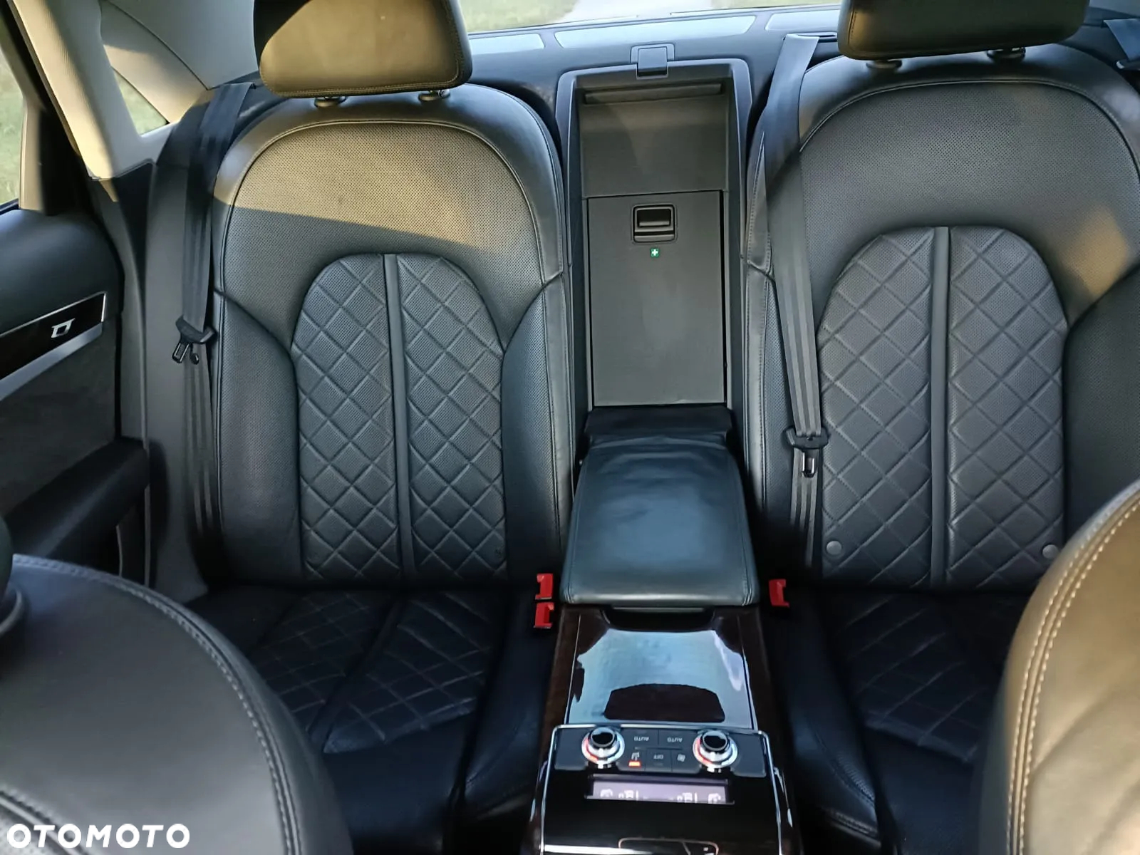 Audi A8 4.2 FSI quattro tiptronic - 15