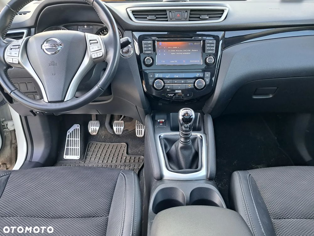 Nissan Qashqai 1.6 DIG-T Tekna - 6