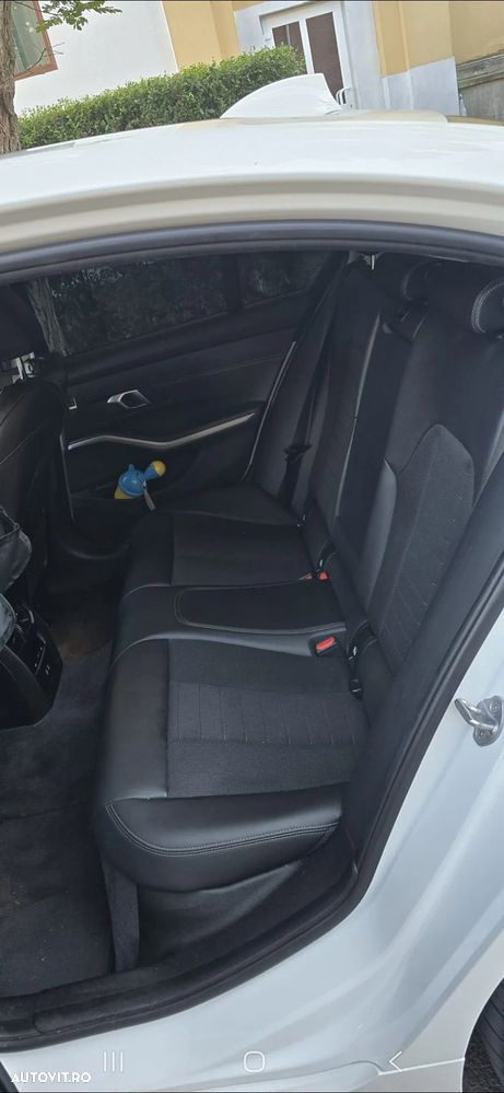 BMW Seria 3 320d GT Sport-Aut. Luxury Line - 13