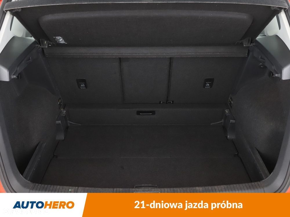 Volkswagen Golf Sportsvan - 18